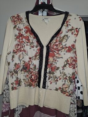 Neiman Marcus Cream Cardigan with Red Floral Print and Black Lace Trim